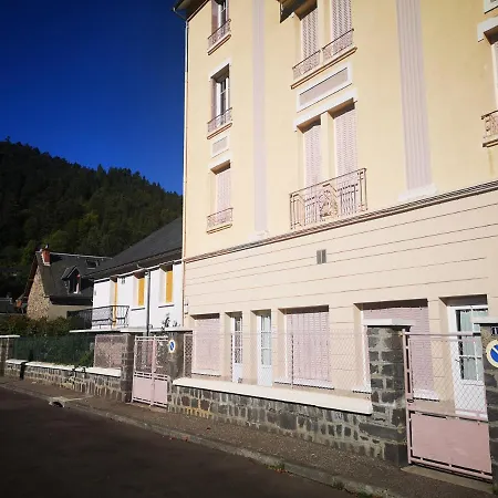 Apartment Situe Au Coeur Du Village Du Mont-dore Le Mont-Dore